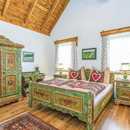 Ferienhaus-Pinkakertes Kültér fotó